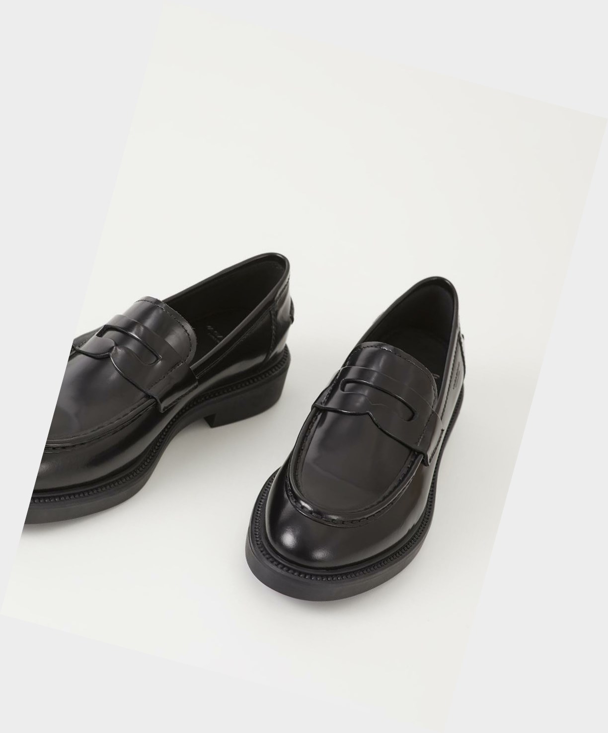 Vagabond Alex W Women Loafers Black | 25043-LRYZ