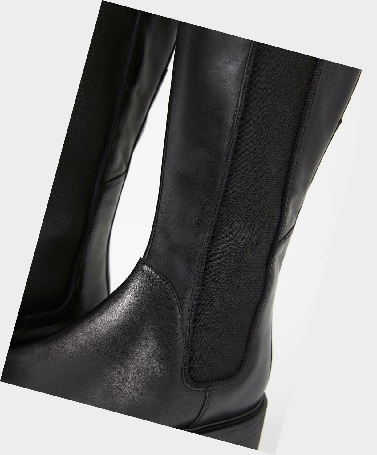 Vagabond Cosmo 2.0 Women Chelsea Boots Black | 04392-ETSY