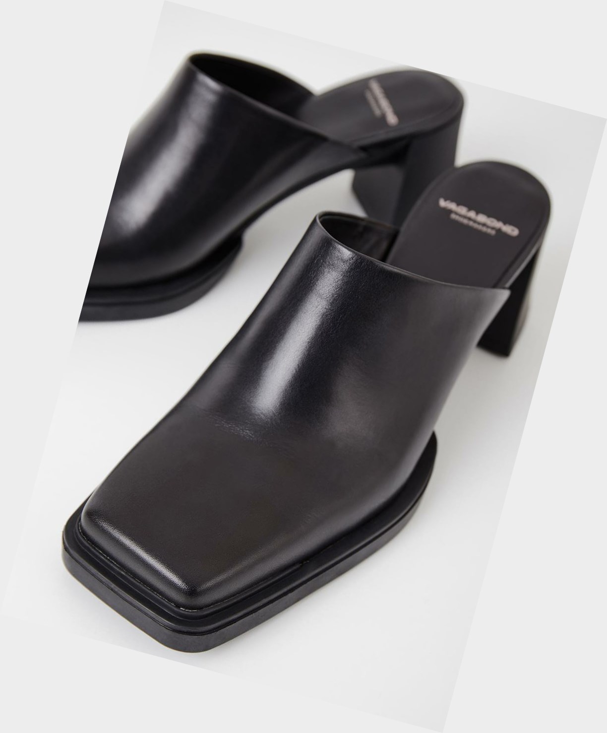 Vagabond Edwina Women Mules Black | 30864-FBJY